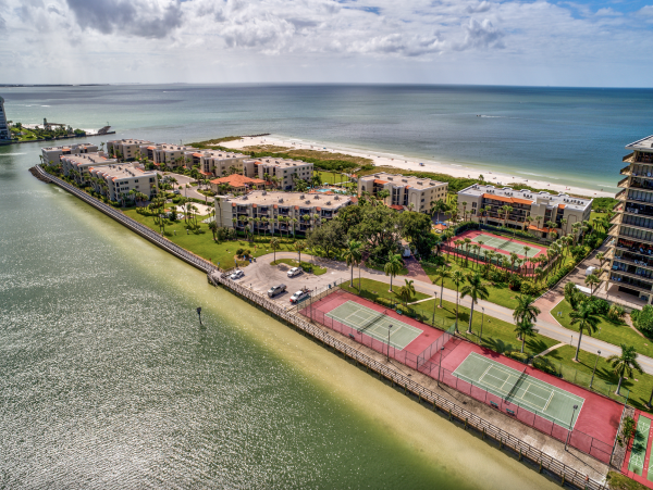 St Petersburg Beachfront Condo Rental Gulf Front Vacation Rental with Balcony